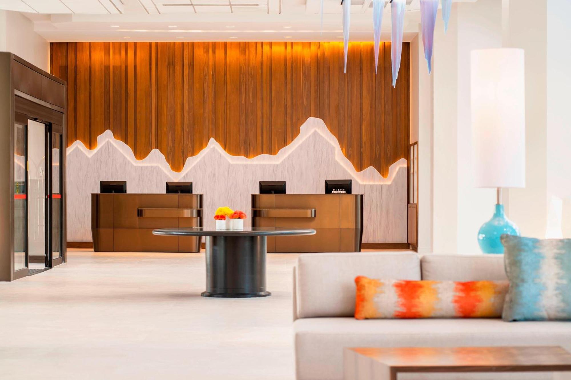 Delta Hotels By Marriott St. John'S Conference Centre Zewnętrze zdjęcie