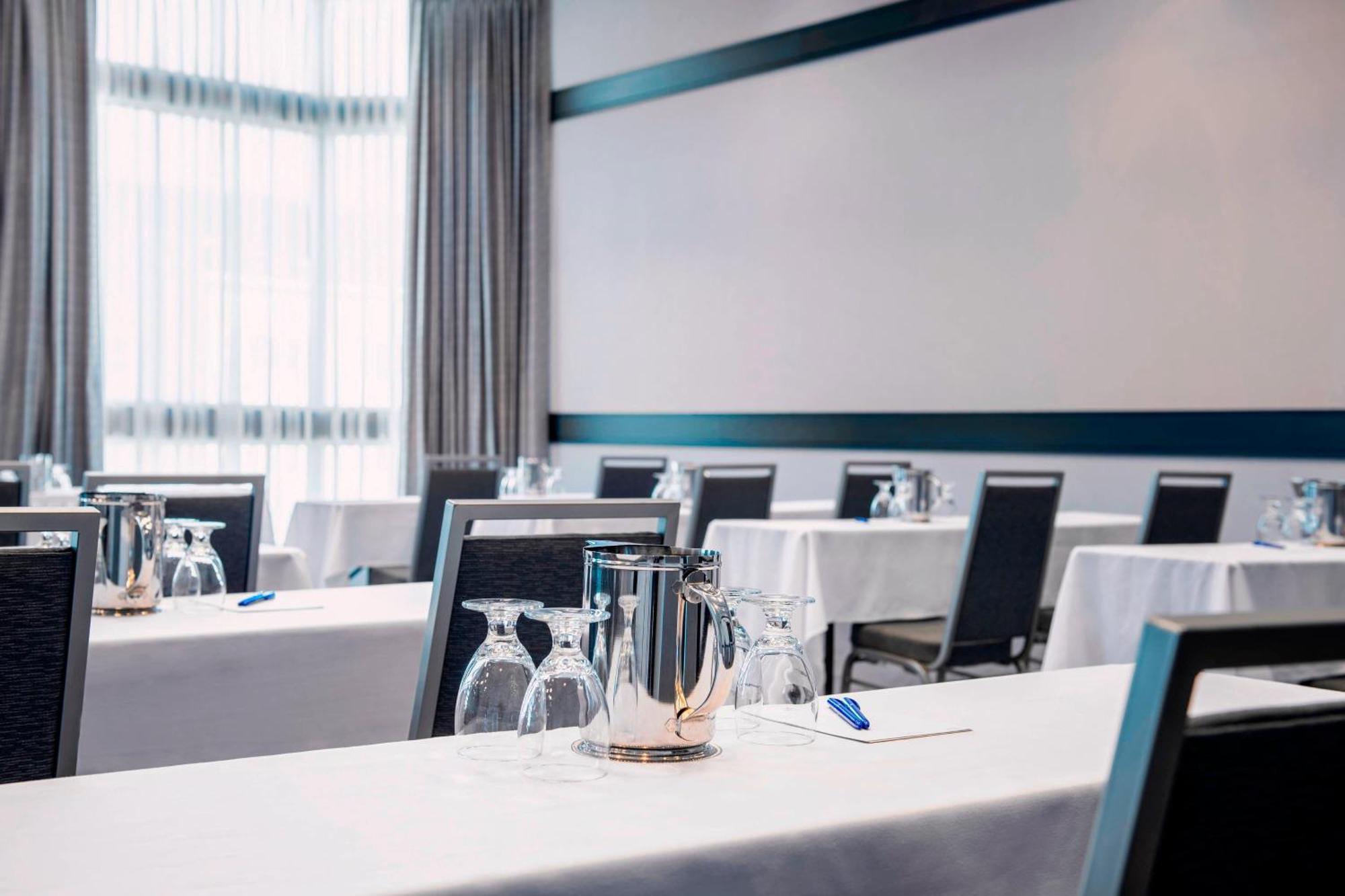Delta Hotels By Marriott St. John'S Conference Centre Zewnętrze zdjęcie