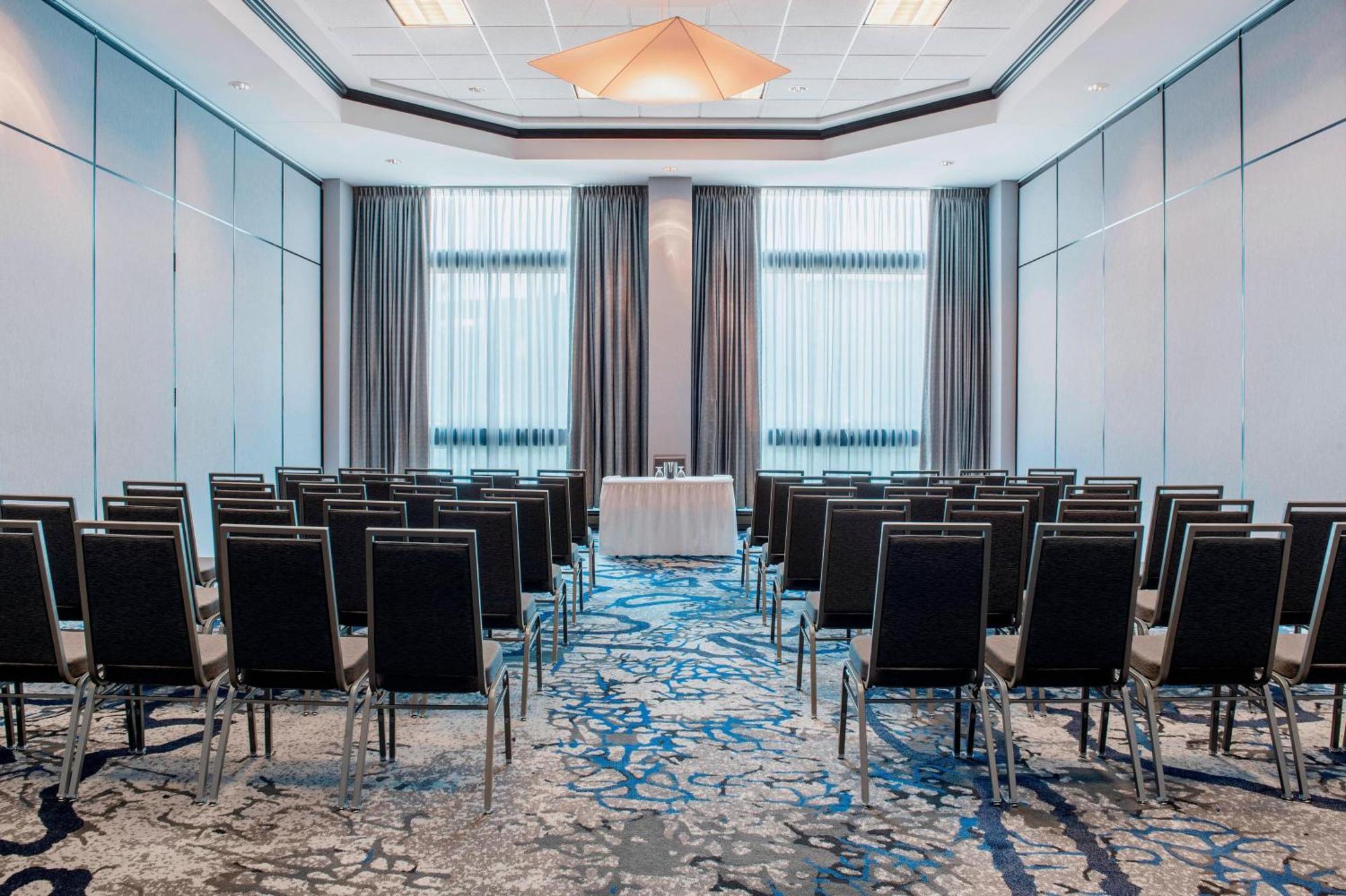 Delta Hotels By Marriott St. John'S Conference Centre Zewnętrze zdjęcie